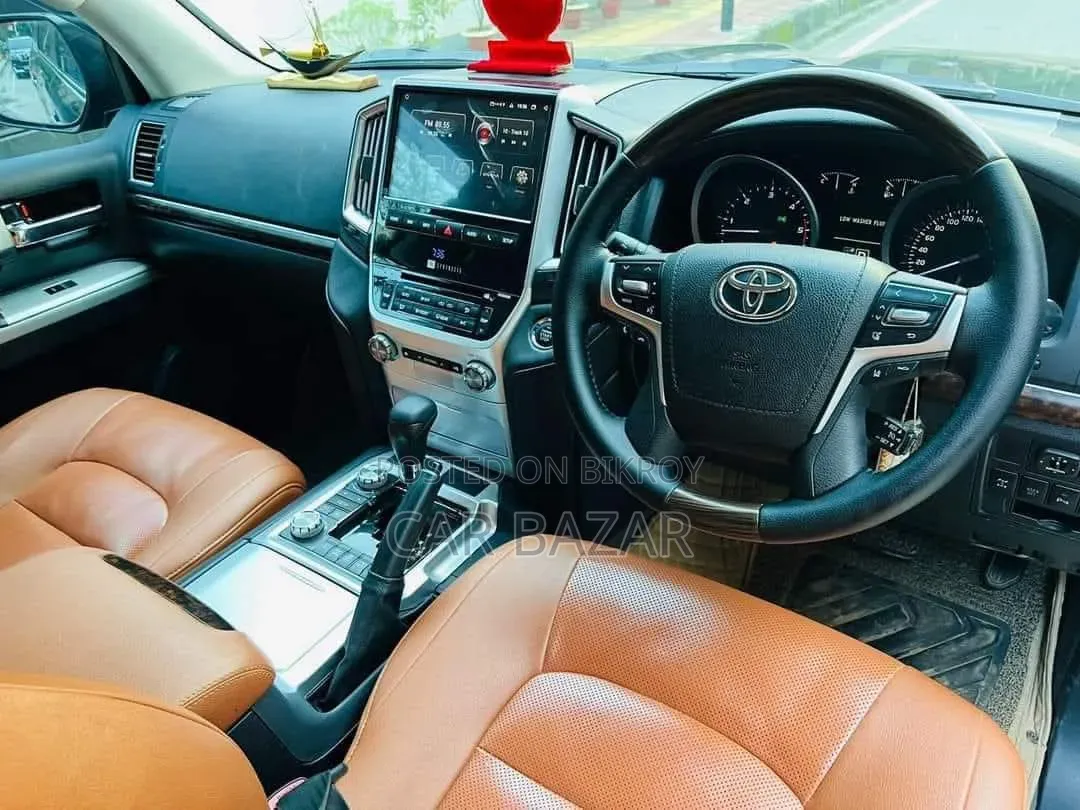 Toyota Land Cruiser 4.5 V8 VXR 2016 Black