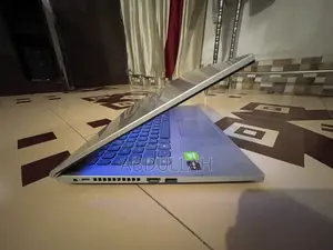 Laptop ASUS Vivobook 16 20GB AMD Ryzen 7 SSD 500GB