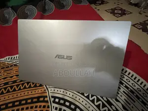 Laptop ASUS Vivobook 16 20GB AMD Ryzen 7 SSD 500GB