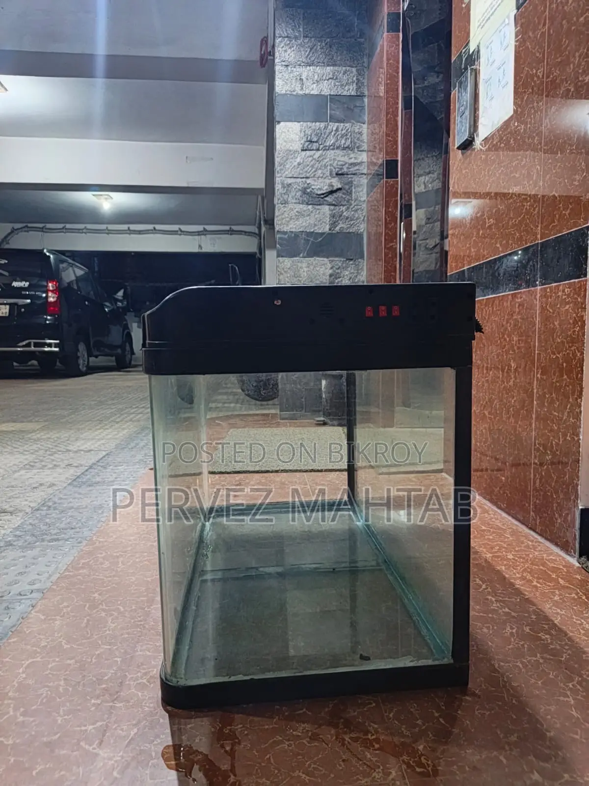 বিক্রির জন্য আমদানীকৃত অ্যাকোয়ারিয়াম