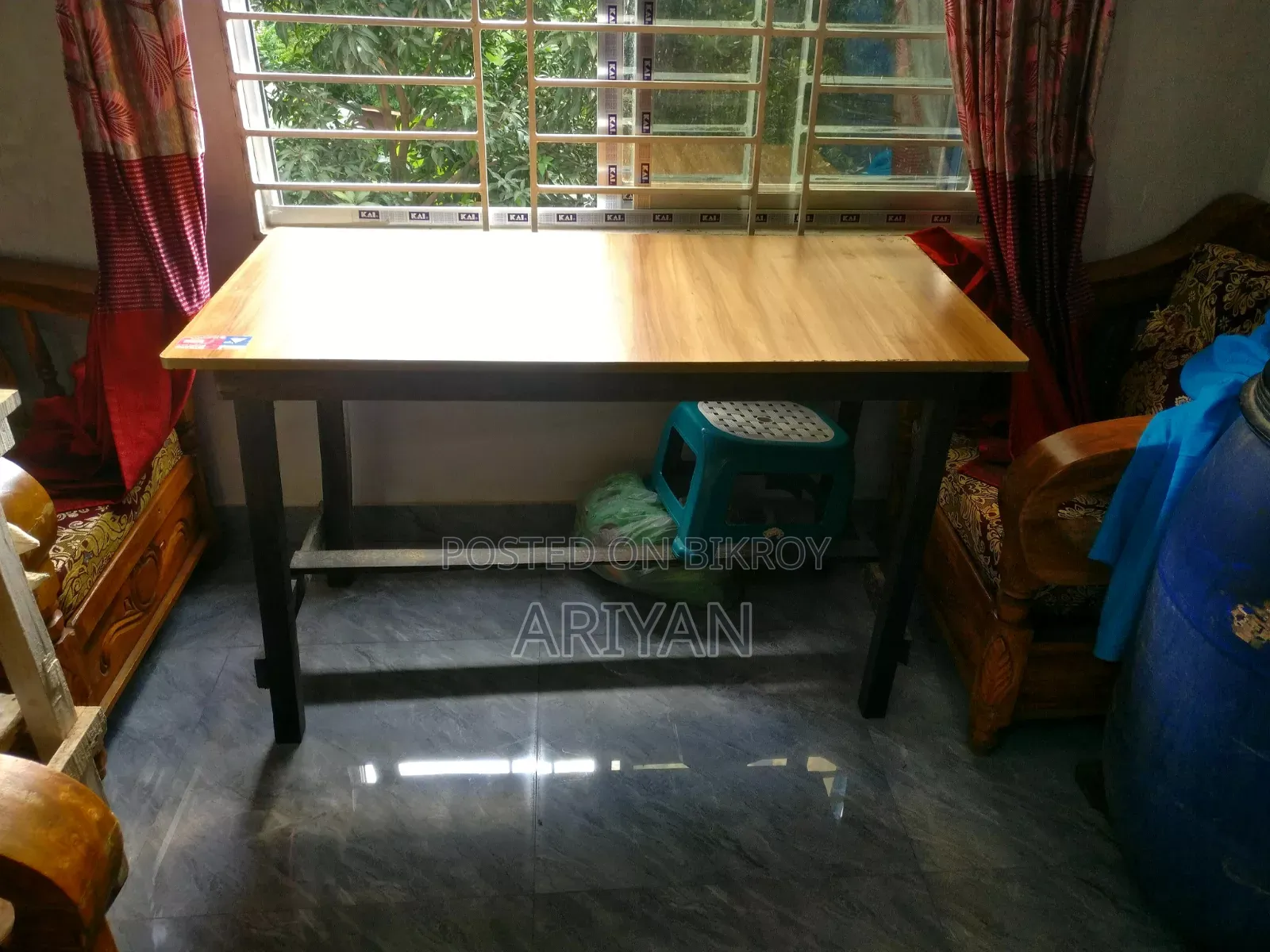 Table 4 Feet