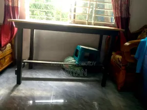 Table 4 Feet