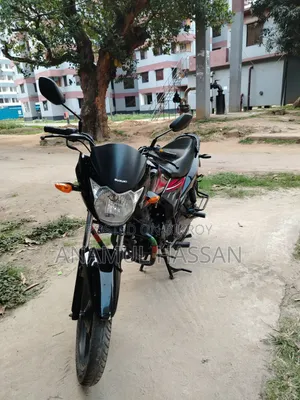 সুজুকি হায়াতে ইপি ২০২১ ব্ল্যাক