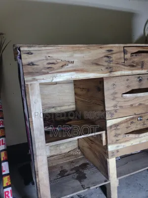 Wooden Cash Table