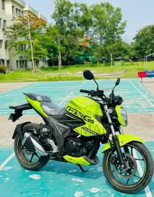 সুজুকি গিক্সার এসএফ ২৫০ ২০২৬ সবুজ