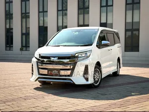 Toyota Noah 1.8 Front-Wheel Drive Hybrid (7 seater) 2021 Pearl
