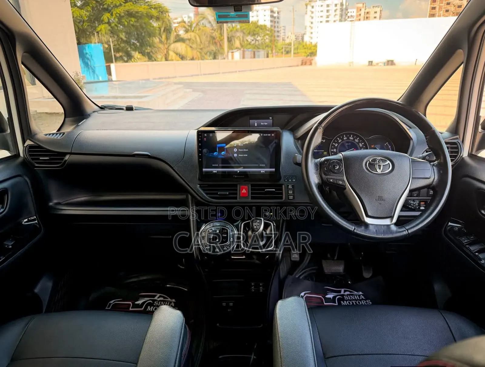 Toyota Noah 1.8 Front Wheel Drive Hybrid (7 Seater) 2021 Pearl