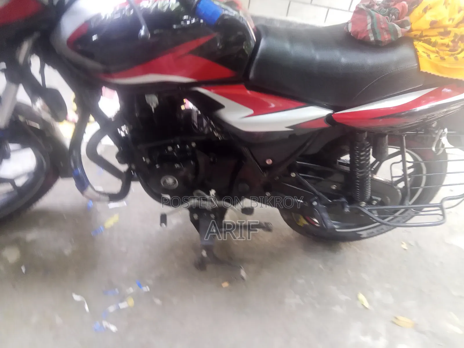 Bajaj Discover 125 2024 Black