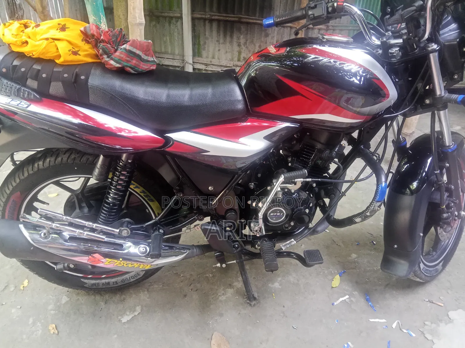 Bajaj Discover 125 2024 Black
