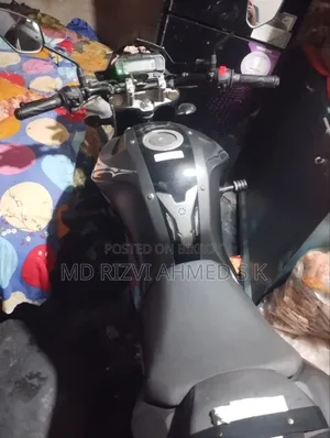 যামাহা এফজেডএস ভি২ ২০২৫ কালো