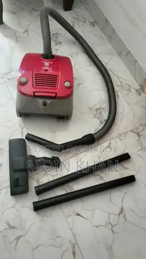 Samsung 1800W Canister Vacuum Cleaner