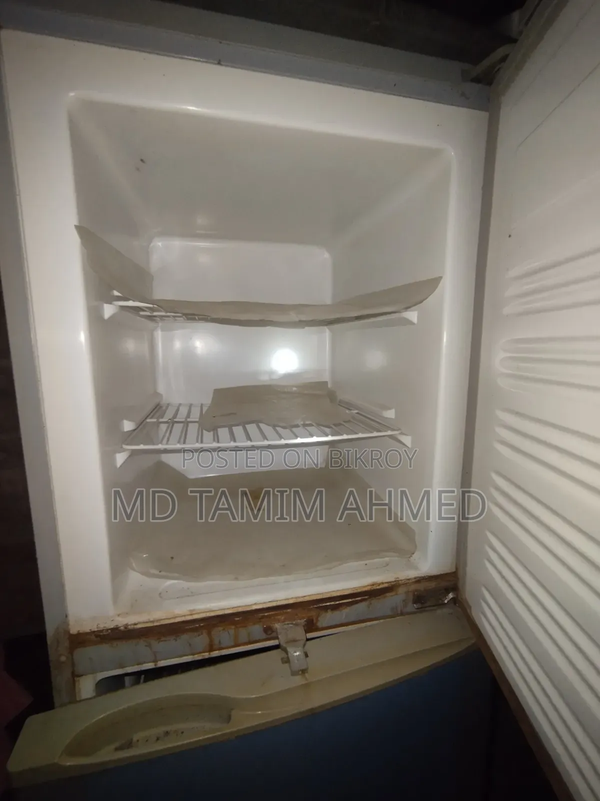 Used Singer Refrigerator.