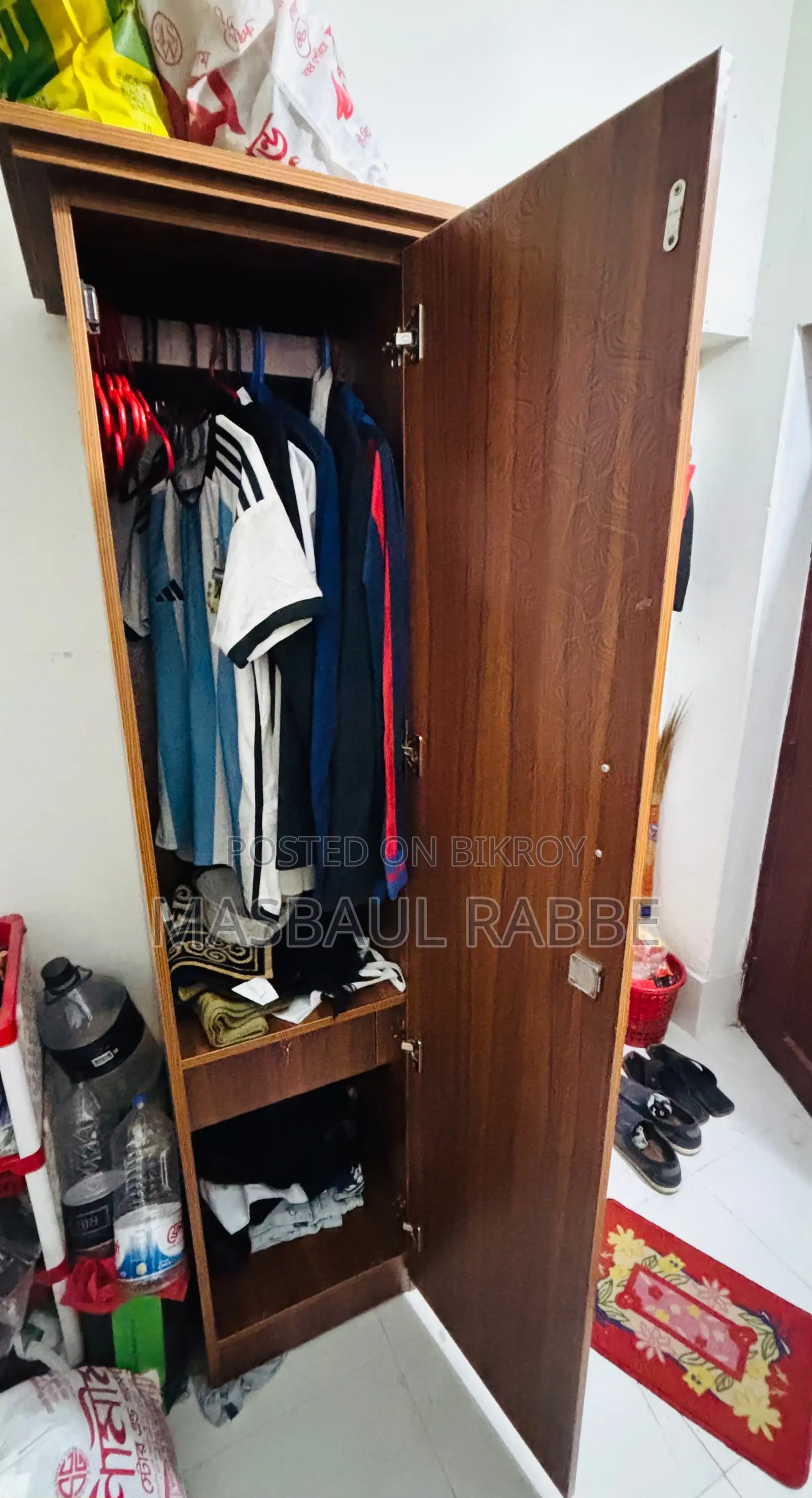 এক পাল্লার কাঠের ওয়ারড্রব/আলমারি (Single Door Wardrobe)