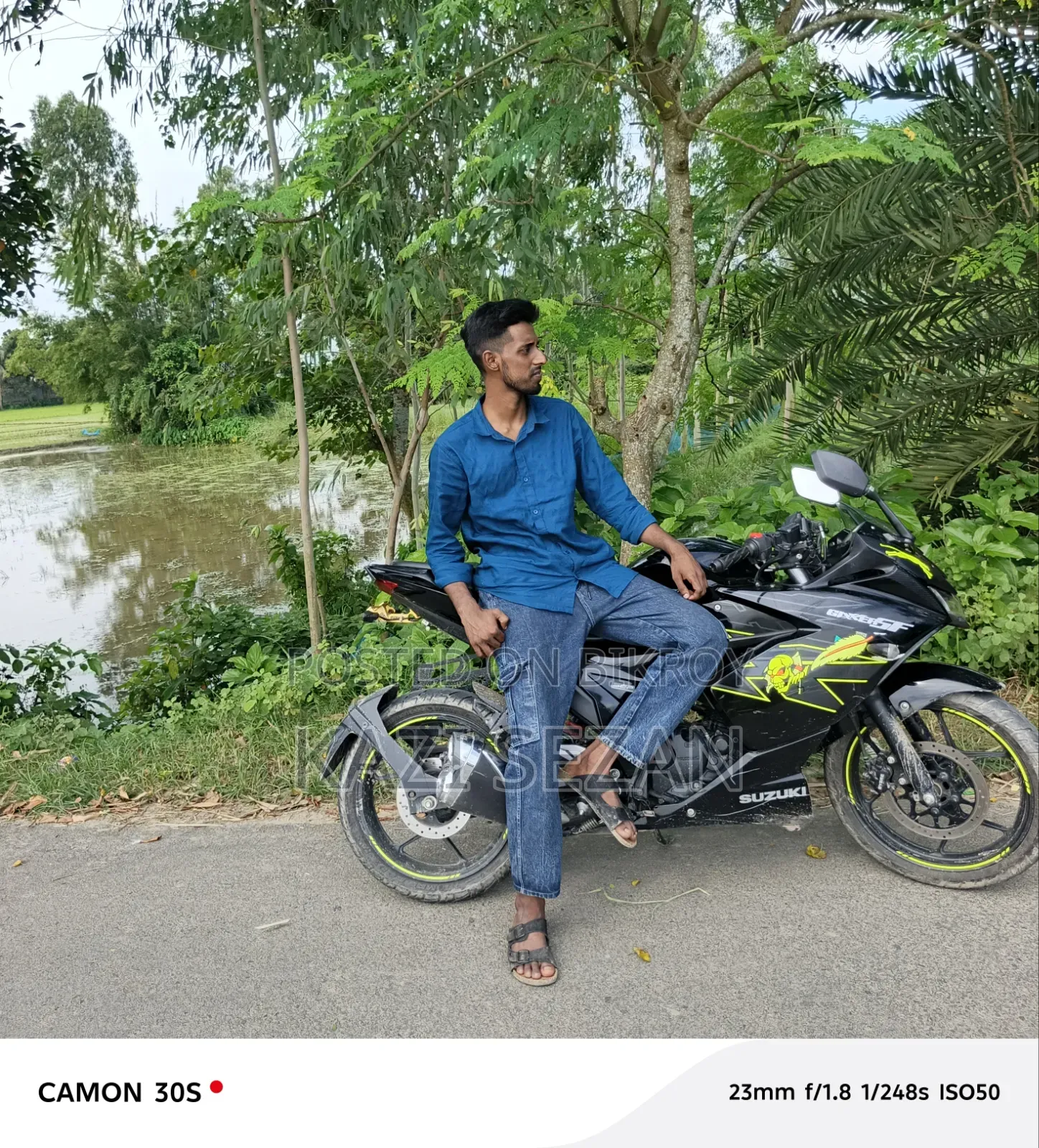সুজুকি জিক্সার এসএফ ২০২৪ কালো