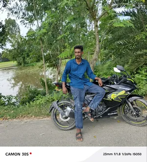 সুজুকি জিক্সার এসএফ ২০২৪ কালো