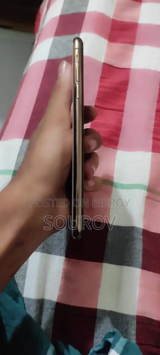 অ্যাপল আইফোন এক্সএস ম্যাক্স ২৫৬ জিবি গোল্ড