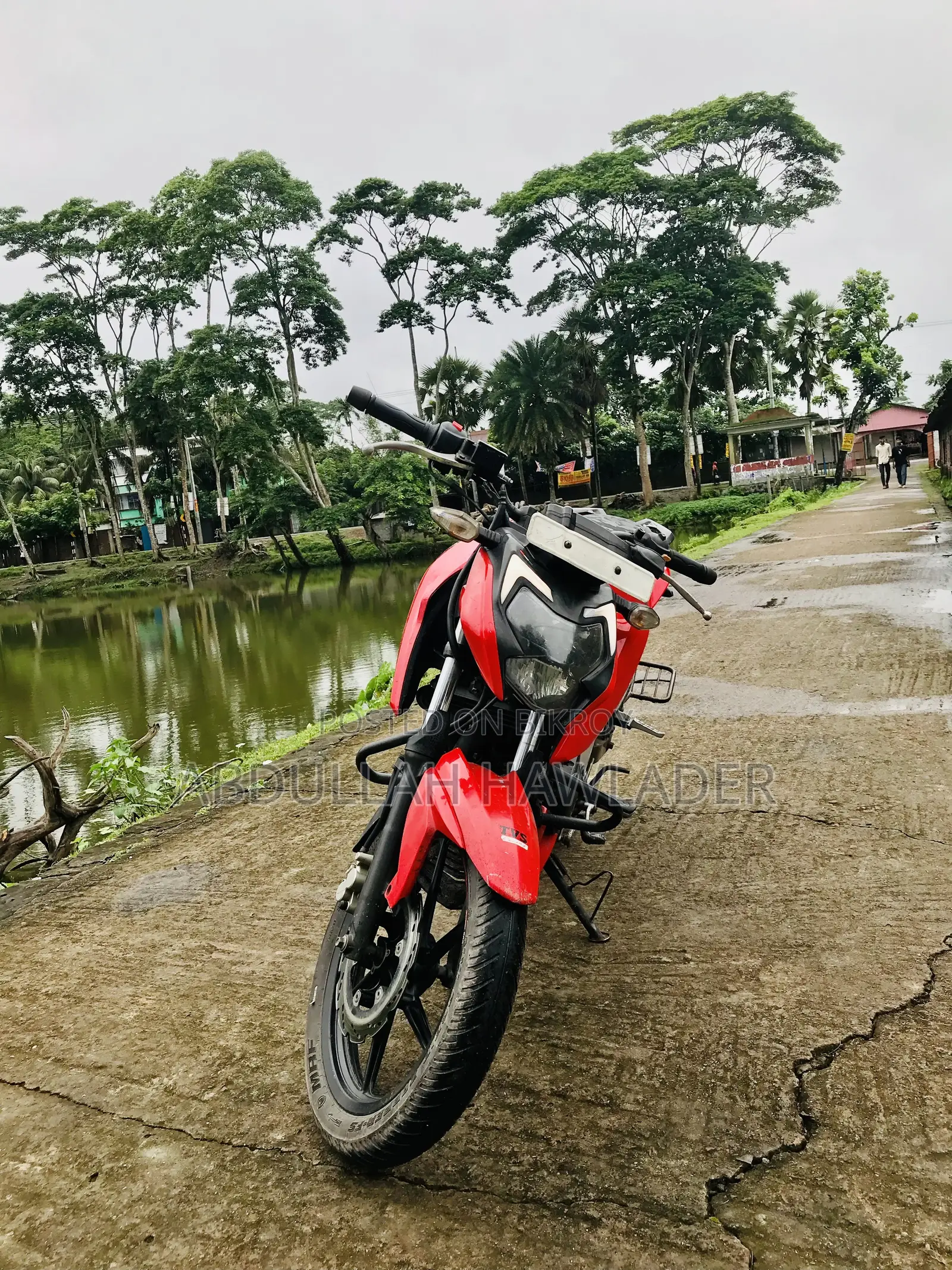 টিভিএস অ্যাপাচি আরটিআর ১৬০ ৪ভি ২০২১ লাল