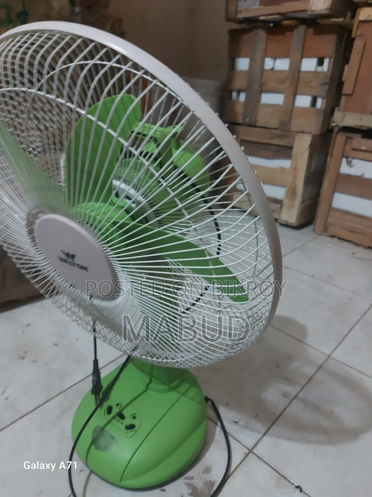 14 Inch Rechargeable Fan with 3 Hours Backup