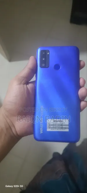ওয়ালটন ৩২ জিবি ব্লু