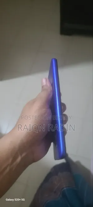 ওয়ালটন ৩২ জিবি ব্লু
