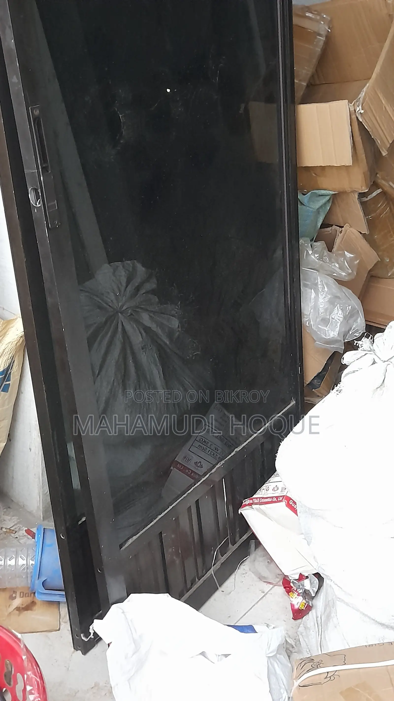 পুরাতন থাই গ্লাস স্লাইডিং দরজা ৫×৭ ফুট স্টিল ফ্রেমসহ