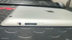 Apple iPad 4 Wi-Fi + Cellular 64 GB Silver
