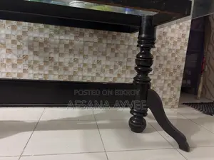 Dining Table, With Perfect Conditioned Glass for Sell