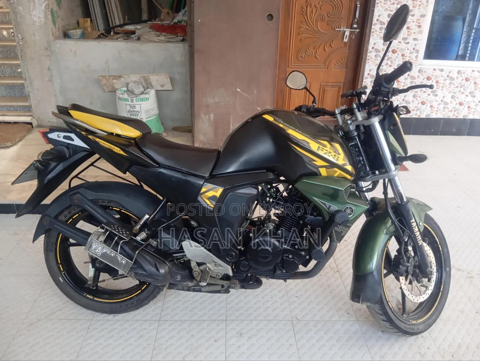 Yamaha FZS V2 2018 Yellow