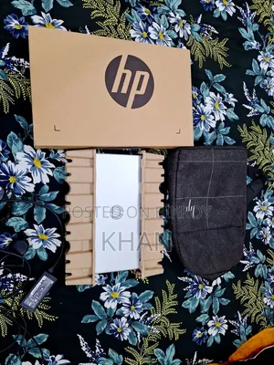 Laptop HP 14-dq1025cl 8GB Intel Core i5 SSD 256GB