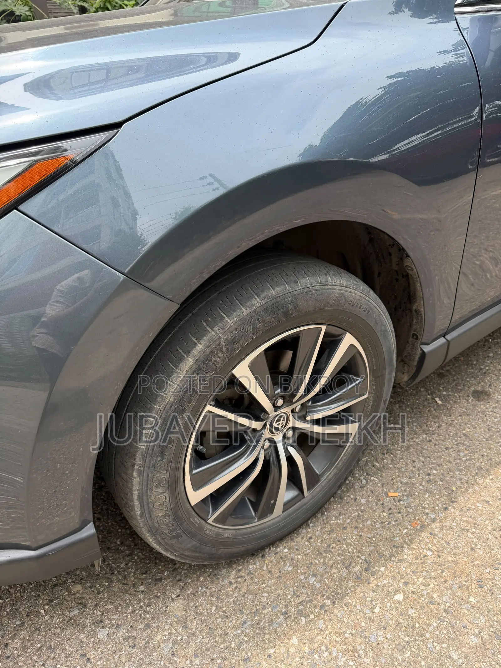 Toyota Harrier 2.5 Hybrid 2020 Gray