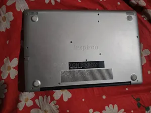 Laptop Dell Inspiron 15 3583 4GB Intel Core i5 HDD 1TB