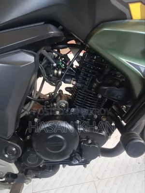 Yamaha FZS V2 2018 Yellow