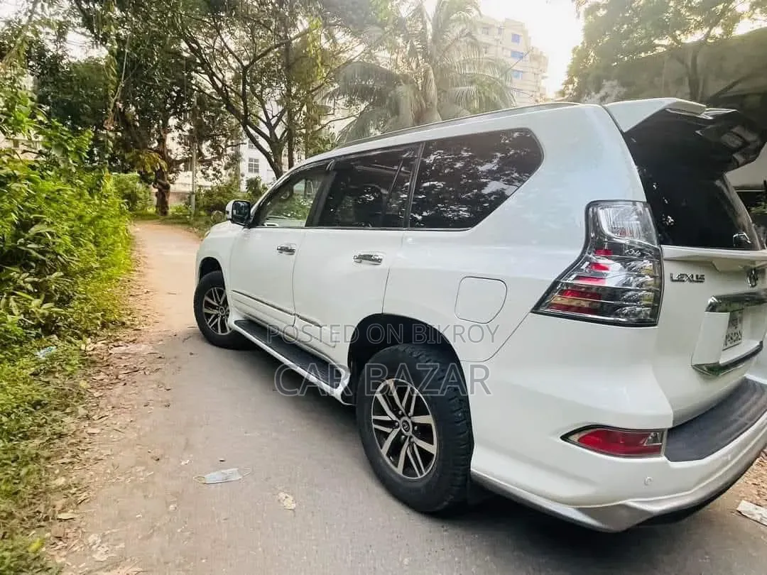 Toyota Land Cruiser Prado 2016 Pearl
