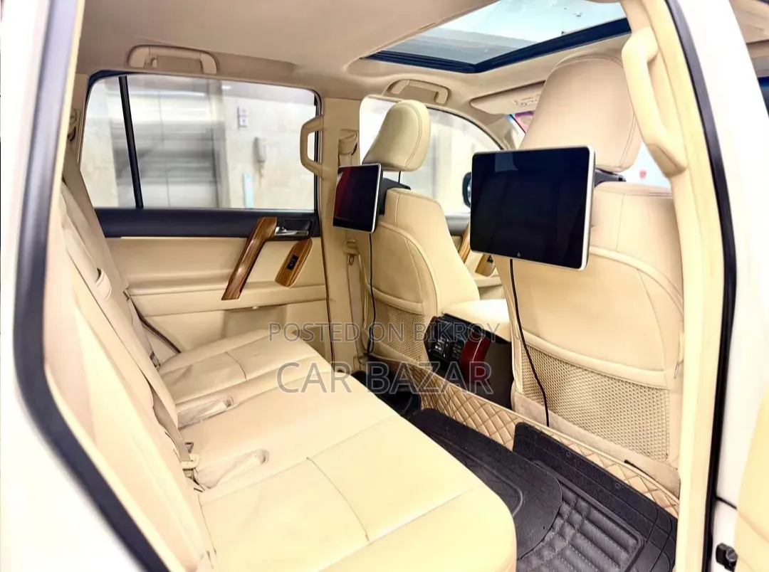 Toyota Land Cruiser Prado 2016 Pearl