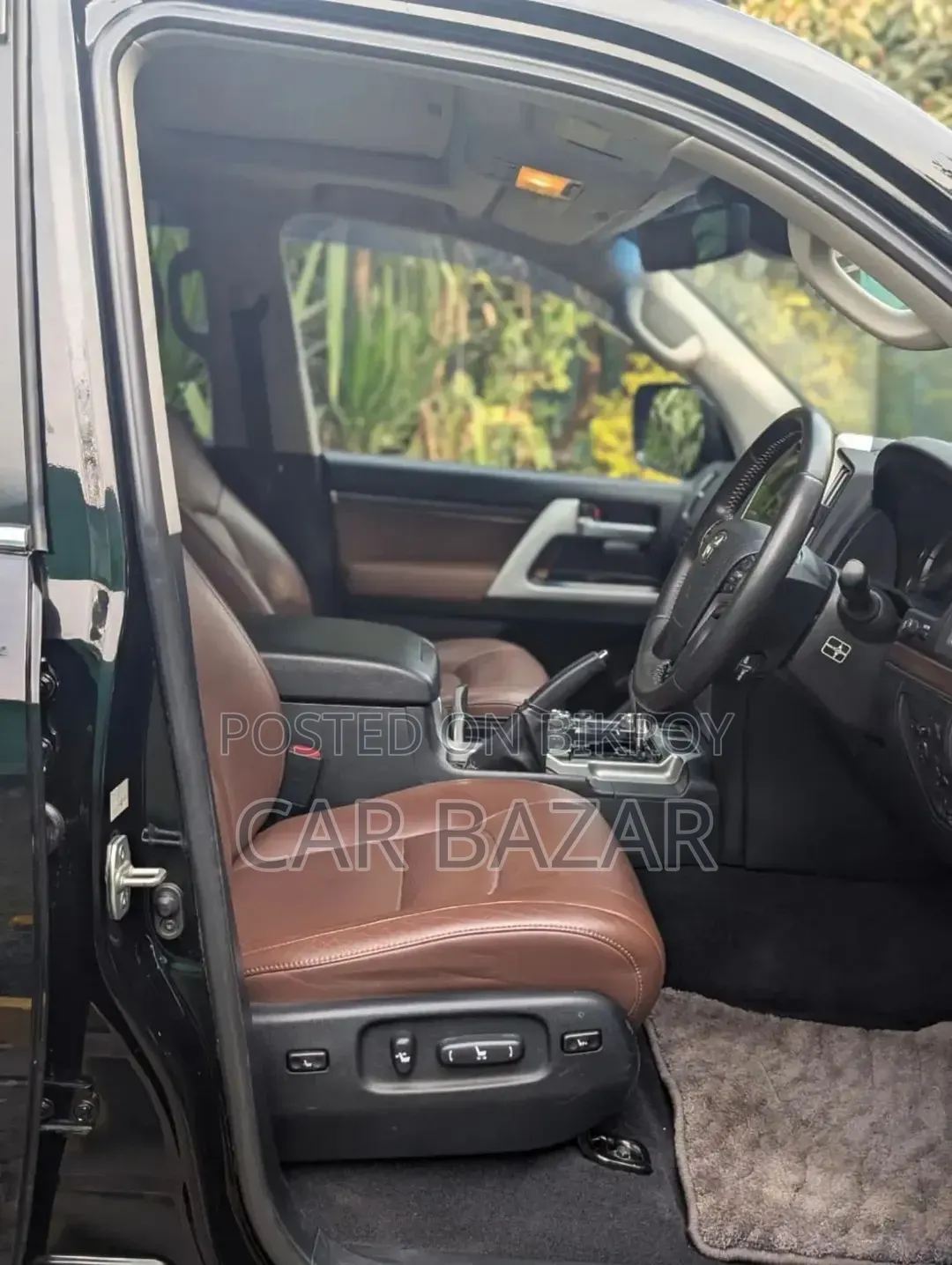 Toyota Land Cruiser 4.5 V8 VXR 2018 Black