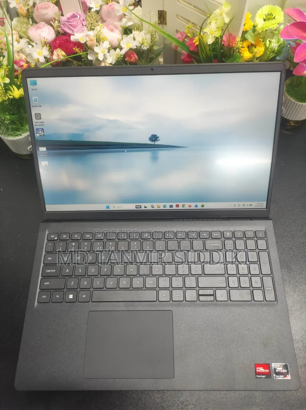 New Laptop Dell 8GB AMD Ryzen 5 SSD 512GB