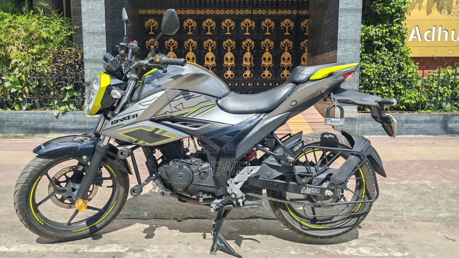 Suzuki Gixxer 2026 Silver