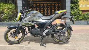 Suzuki Gixxer 2026 Silver