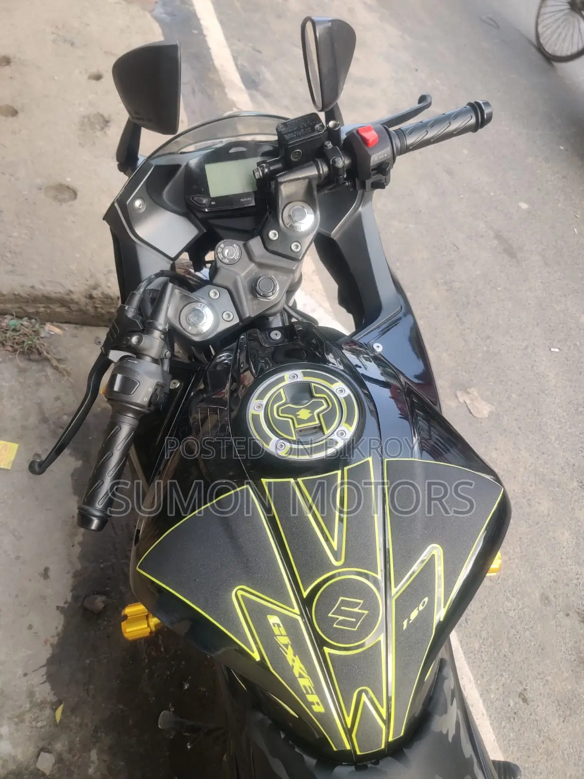 সুজুকি গিক্সার এসএফ ২০২২ ব্ল্যাক
