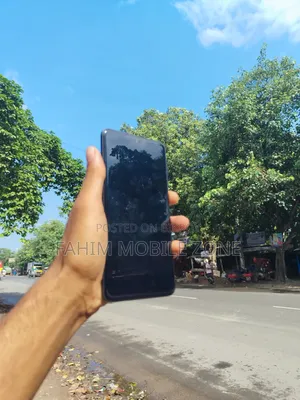 New Vivo iQOO Z10 256 GB Black