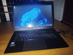 Laptop 8GB Intel SSD 256GB