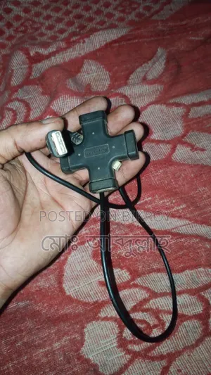 ৪-পোর্ট ইউএসবি এক্সপানশন স্প্লিটার (ইউএসবি)