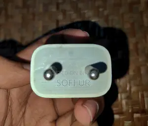 Apple 20 Watt Charger
