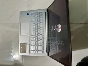 Laptop Asus Vivobook 15 16GB Intel Core i5 SSD 512GB