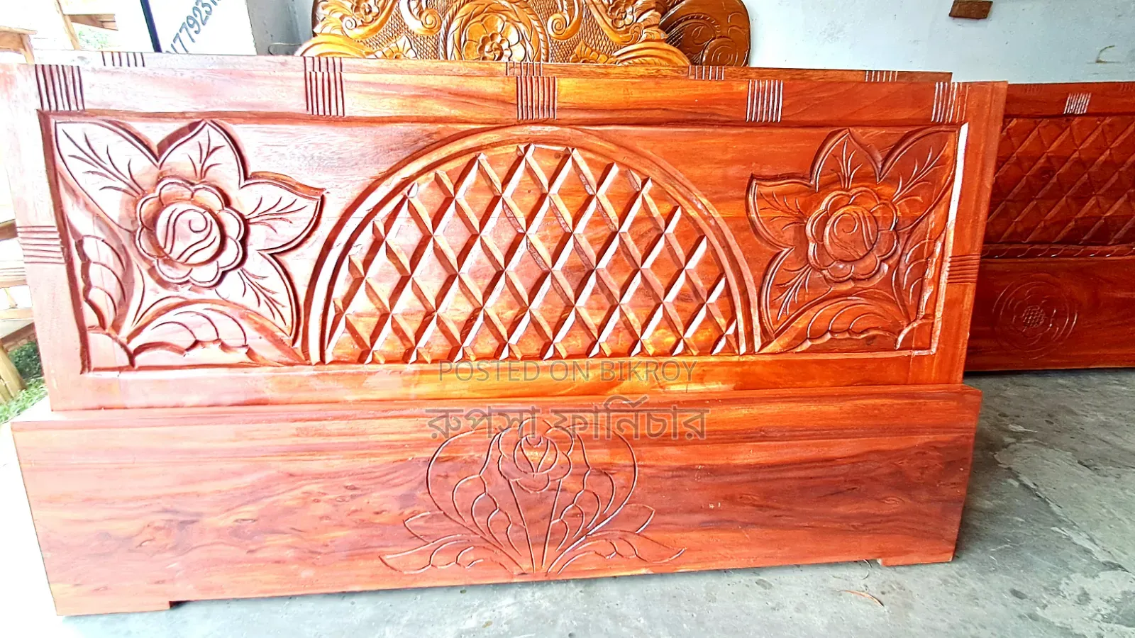 6 feet 7 feet Semi Box Bed