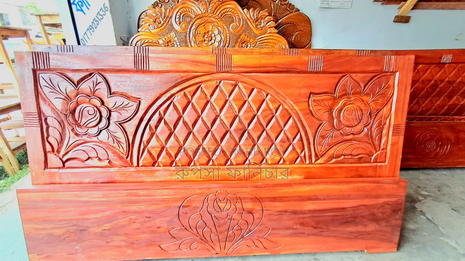 6 feet 7 feet Semi Box Bed