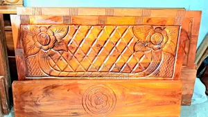 6 feet 7 feet Semi Box Bed