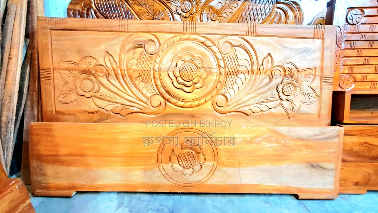 6 feet 7 feet Semi Box Bed