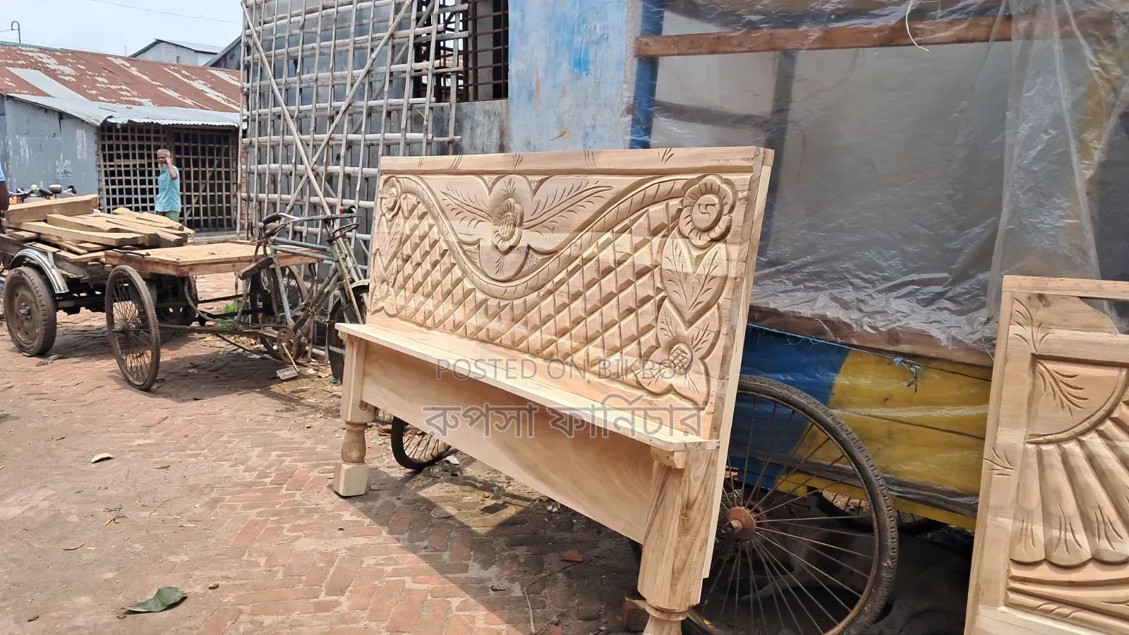 4 cubits 5 cubits King Size Bed Offer Ongoing