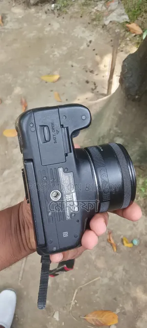 Canon 760 Professional DSLR Camera